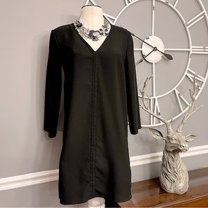 GAP Classic Little Black Dress